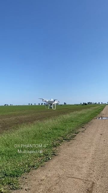 Точность посадки DJI Phantom 4 Multispectral #top #dji #DJIPhantom4Multispectral #djidrone #drone