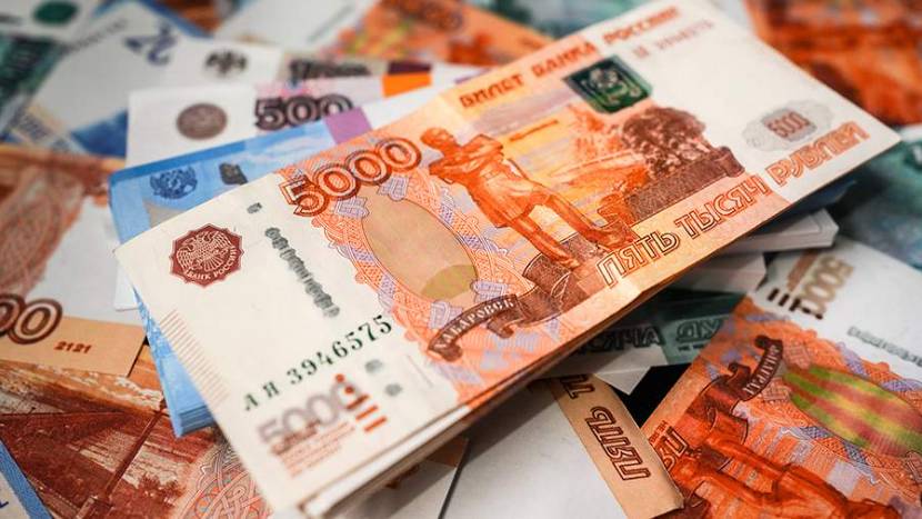 В Хабаровске пенсионерка отдала мошенникам более 5 млн рублей