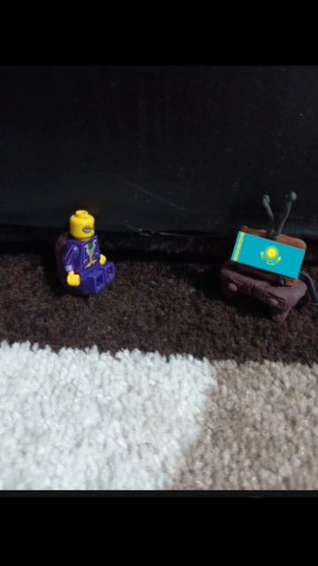 новости по РЕН ТВ в 3:00 ночи.....#мем #lego