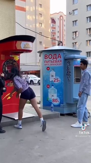 “Ali-Boxer”