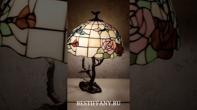 НАСТОЛЬНАЯ ЛАМПА ТИФФАНИ