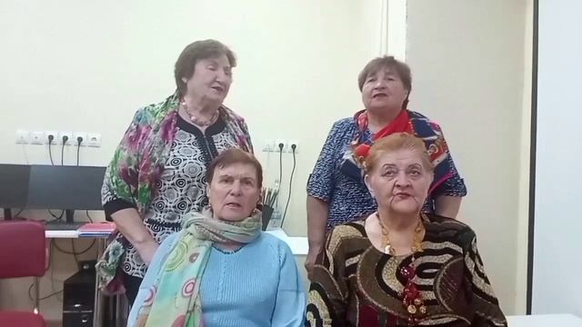 Песня: "Белая лошадка"