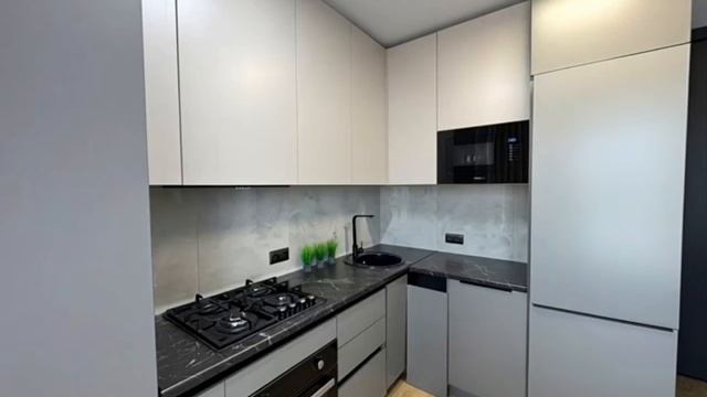 Ул. Бориса Слюсаря 15с1. 3/25 эт. 33 кв.м.