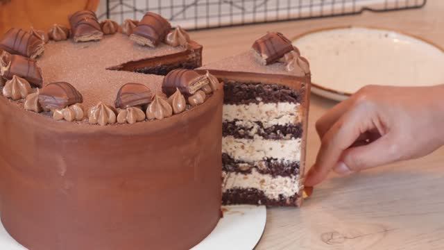 Торт "КИНДЕР Bueno" Любовь СЛАДКОЕЖЕК Я - ТОРТодел!