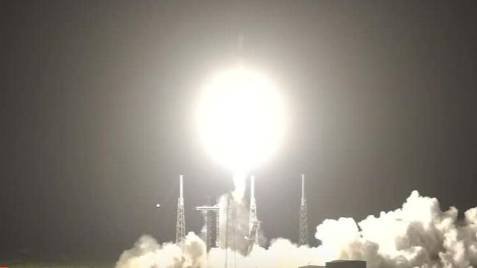 SpaceX запустила ракету Falcon 9 с 27 спутниками Starlink на борту