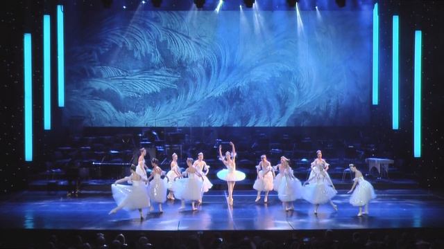 "Вальс" Людвига Минкуса – балетная постановка ансамбля "Антрэ"