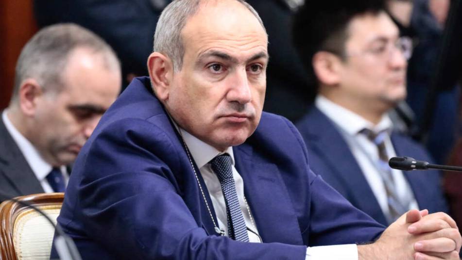 Пашинян решил отказаться от оскорблений на пять дней