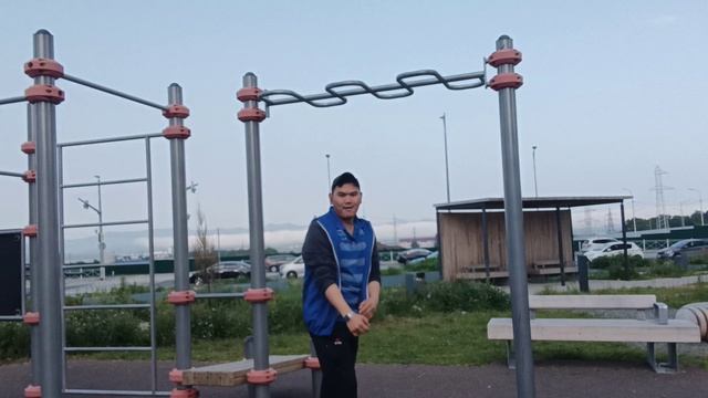 Добро пожаловать после работы на турники утрешняя разминка