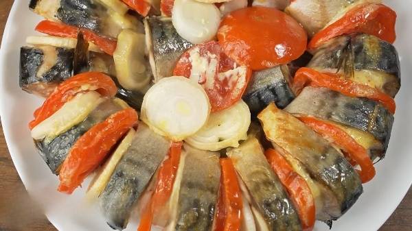 НЕВЕРОЯТНАЯ СКУМБРИЯ В ДУХОВКЕ | Просто, Красиво и Очень Вкусно!