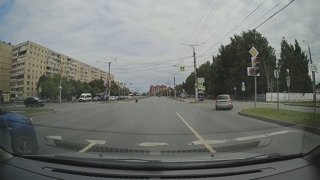 наглый проезд на красный