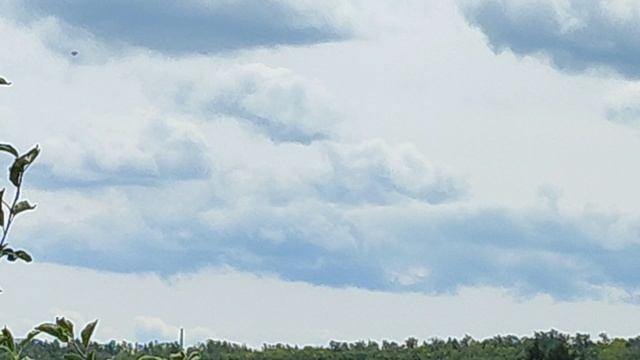 Саратов ВНИМАНИЕ на НЕБО что летает