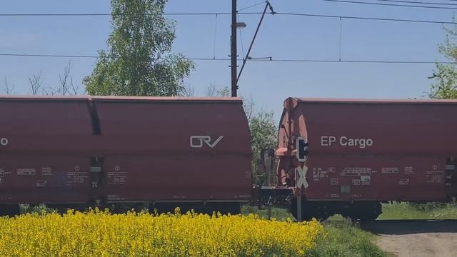 Электровоз тип EL2-4-1214 с вагонами для перевозки Гипса