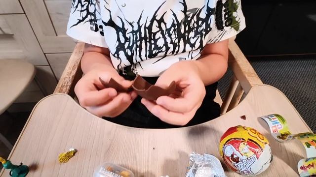 Распаковка КРУТЫХ ШОКОЛАДНЫХ ЯИЦ