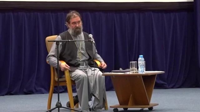 Мужик — человек, а женщина — его тень, считают в РПЦ