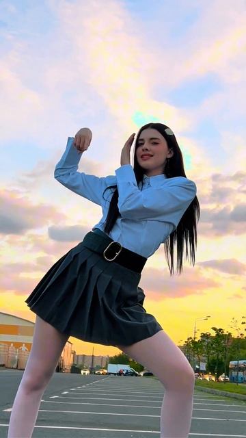 Вы уже успели выучить IVE - Accendio ? #ive #iveaccendio #kpop #dance #dancecover