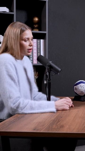 НАСТЯ ЖУКОВА ПРО ПЕРЕХОД ИЗ ВЫСШЕЙ ЛИГИ Б В ВЫСШУЮ ЛИГУ А #shorts #лицаволейбола #интервью #подкаст