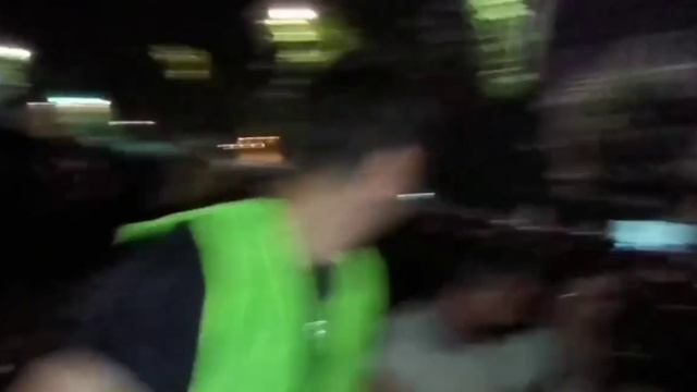 ⚡️В центре Белграда начались столкновения между полицией и протестующими.

По сообщениям СМИ, правоо