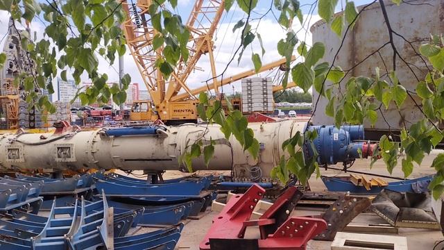 Монтаж ротора ТПМК Победа на площадке Липовая Роща Рублёво-Архангельской линии