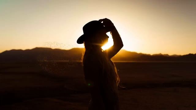 The Ambientalist - Beautiful ( 2025 Extended Mix)