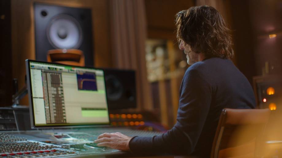 05. David Bowie: Analog Delay, Saturation, Filtering, Automation and Instrumental Effects