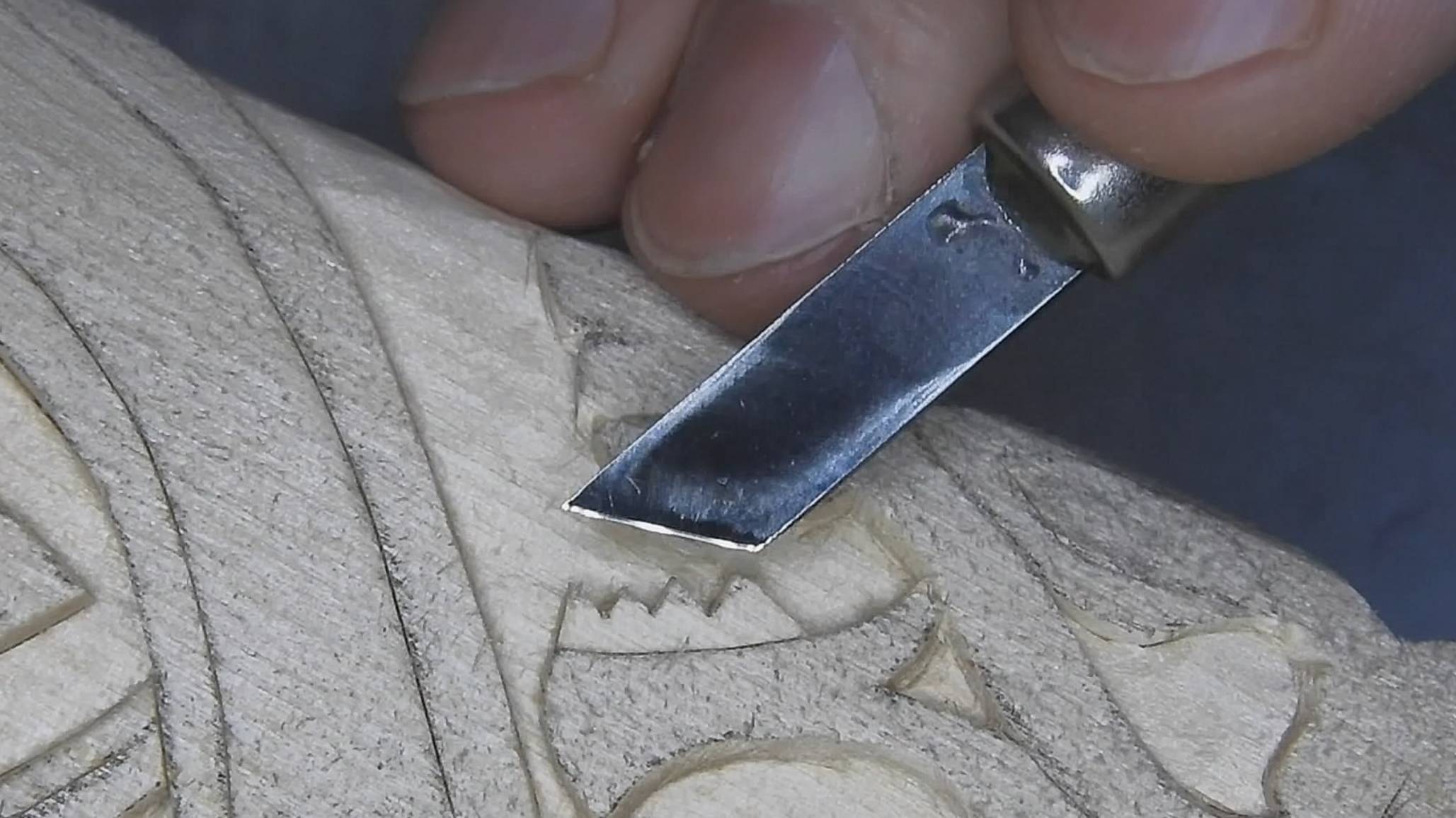 Топорище резное «Волк» #16 / A drawing on an Ax