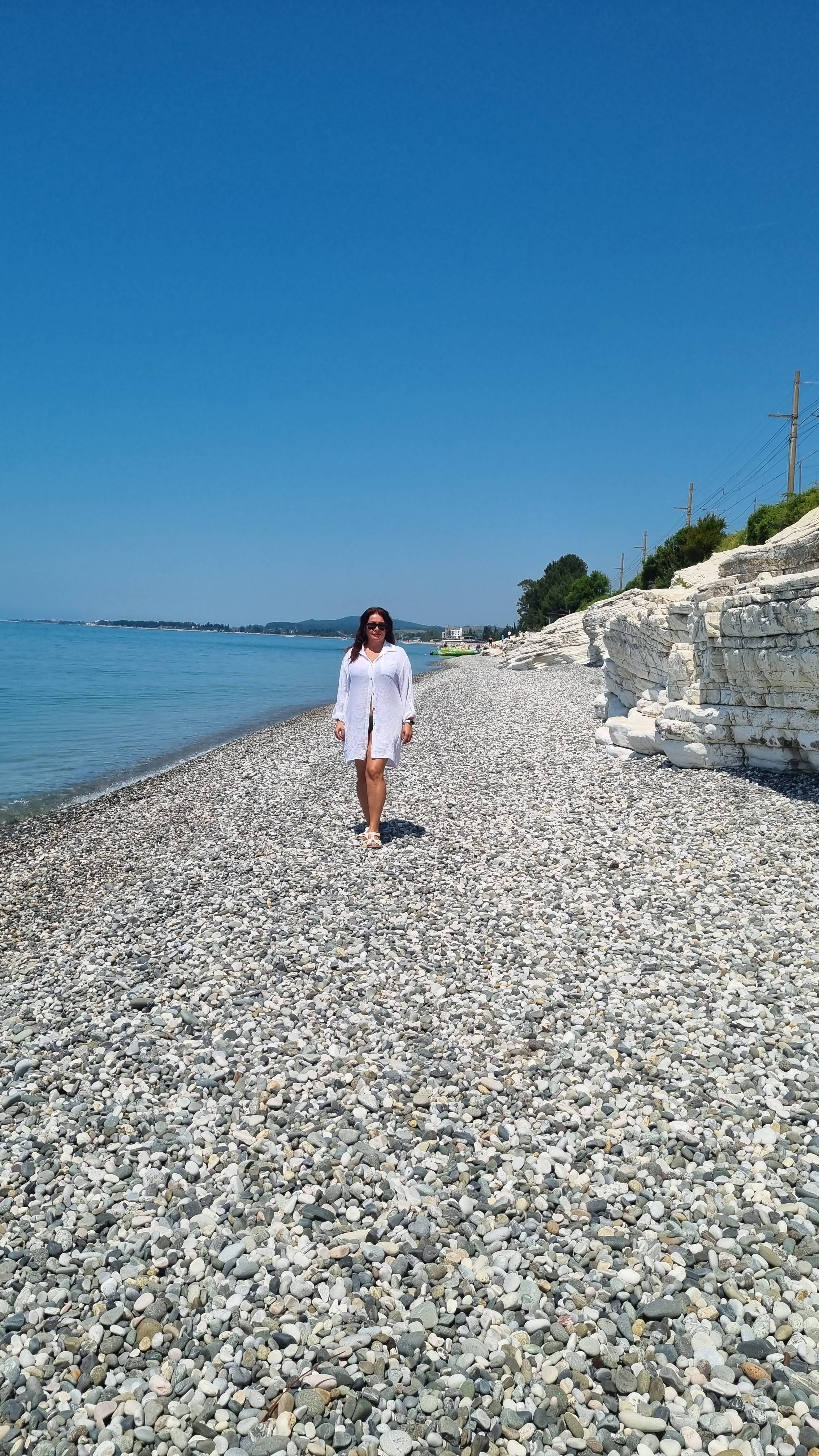 БЕЛЫЕ СКАЛЫ