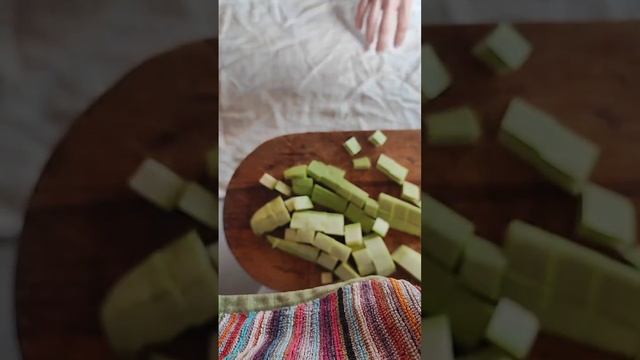 🌿 киш (заливной пирог) 
с кабачком и шпинатом 🍀