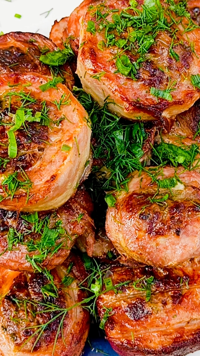 🥩🔥Рулетики из мяса на углях — сочность и аромат прямо с мангала!