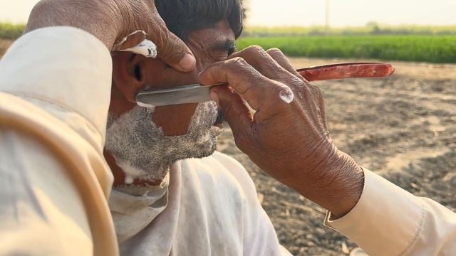 уличное бритье