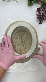 Идеи для дома: из чего можно сделать барельеф?