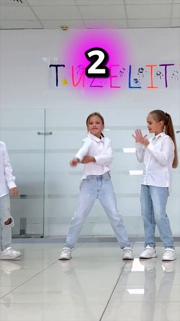 ШАФФЛ БАТТЛ  Who is Best DANCER❓SHUFFLE TUZELITY