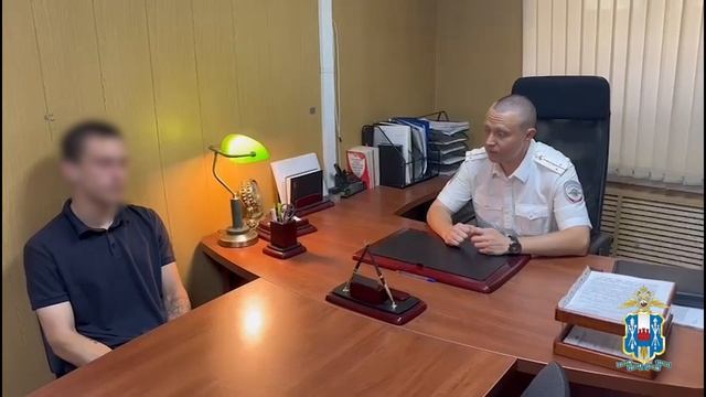 В Ростове-на-Дону сотрудники полиции задержали грабителя, срывавшего золотые цепочки с горожанок