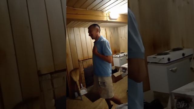 Внезапный приезд жены! Сюрприз мужу!