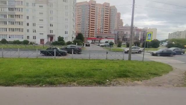 г.Колпино, ул.Ижорского батальона, 13 (Мини ТЦ)