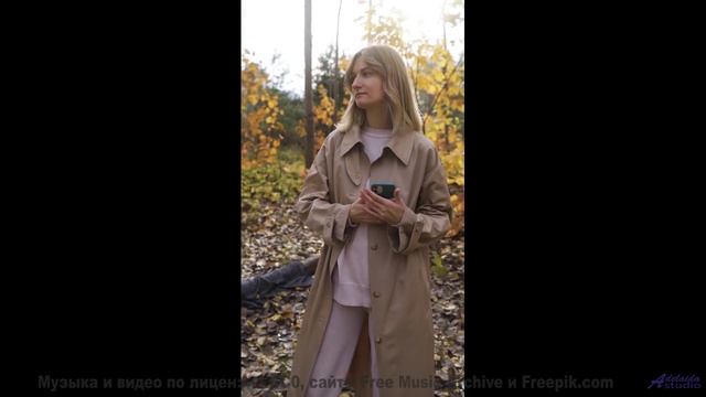 Леса превращаются в личный космос под эту мелодию - Why Me -- Omura -- The Whales Bay