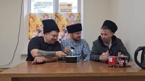 обожгли пальцы , и всё что можно , русский кипяток победил вьетнамский пластик