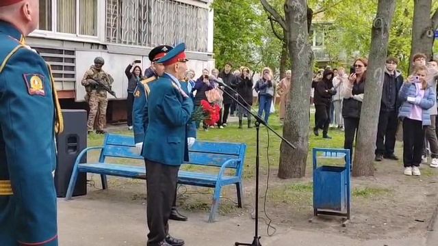 Парад для ветерана, полковника Янгорева Владимира Васильевича, которому в этом году исполнится 100