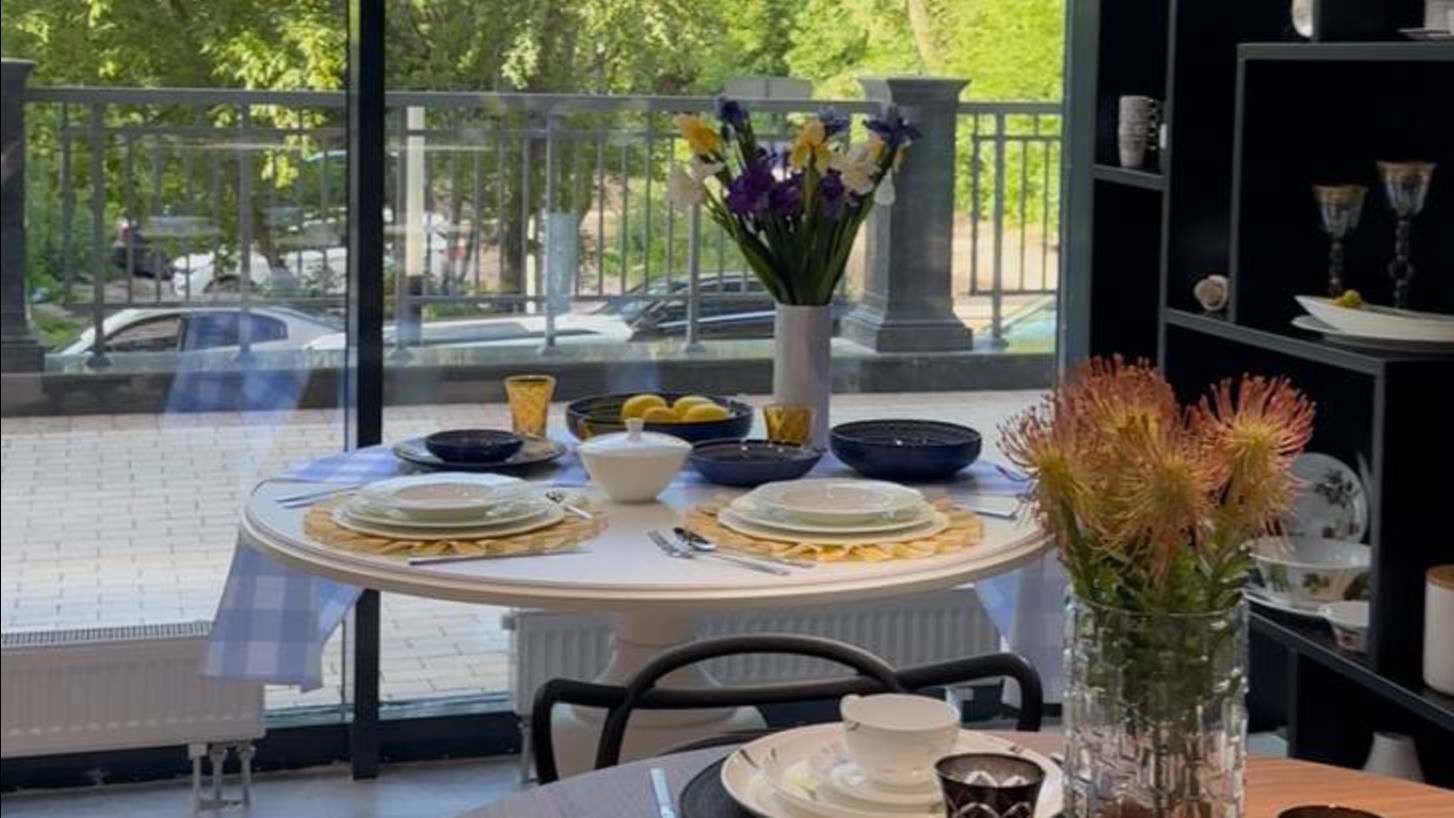 Подкаст о посуде и элементах декора в салоне Атмосферно