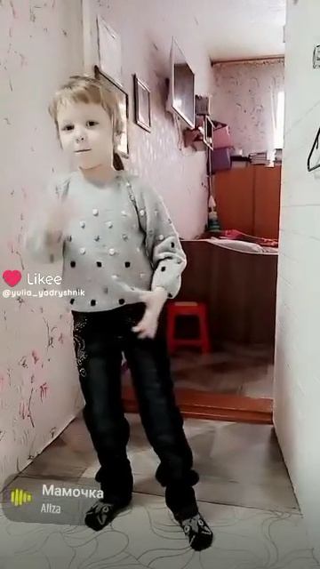 танец для мамы.mp4