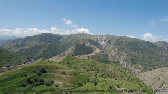 Смотри это видео и научись слушать, как поёт Земля - Me and You -- Derek Clegg -- Old Town Worry