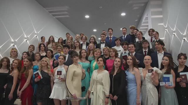 Видеоролик «Выпускной - 2025»