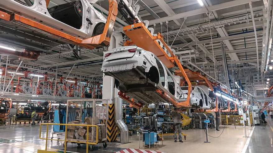 В РФ могут обязать использовать российские детали при сборке иномарок