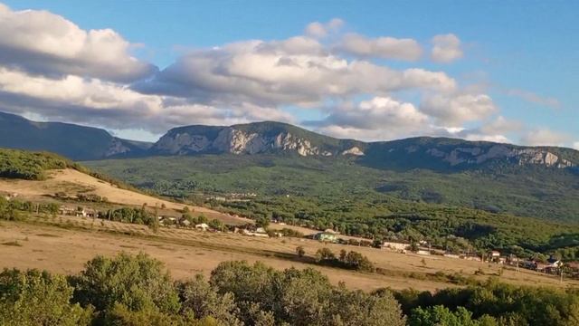 Село Аромат, вид на горы. Видео автора