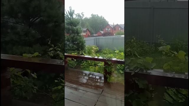Заливает конкретно🙏🥺#погода#лето#жизньзагородом