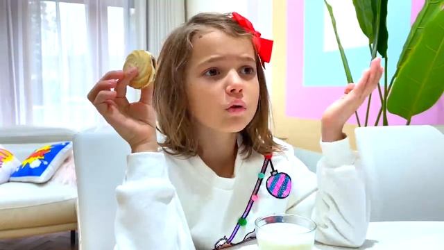 Miss Katy|Мисс Кэти Катя и Макс пригласили Гринча на Рождество