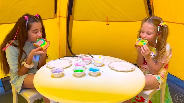 Лайк Настя выбирает себе хобби и играет с друзьями