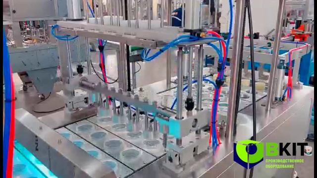 Автоматическая линия розлива жидкостей по стаканчикам с их запайкой