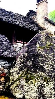 Камера сняла загадочный момент