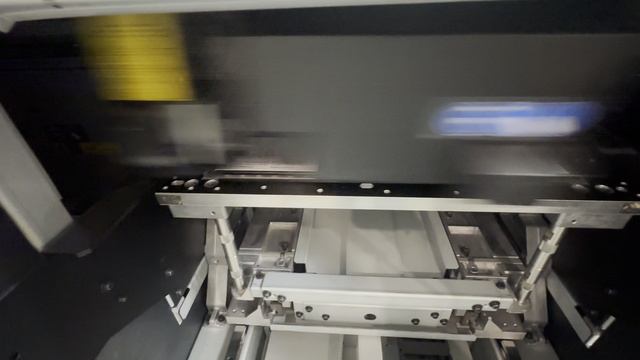 УФ печать Японское УФ оборудование Mimaki UJF-3042 MKII (UV). УФ печать на ручках в Москве!