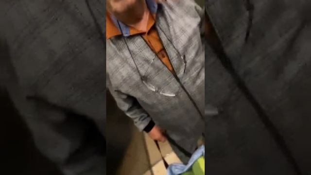 Стефан с папой собирался на море, но у него случился очередной приступ 😢